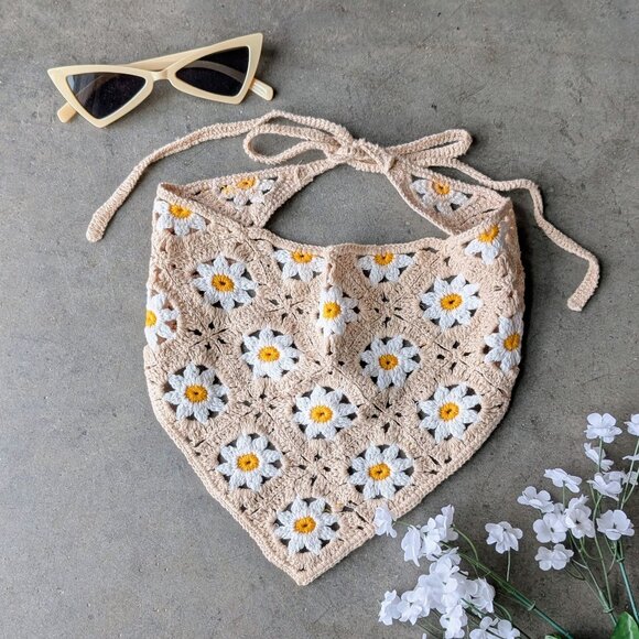 Floral Daisy Tan White Granny Square Crochet Bandana Head Scarf - Picture 1 of 5